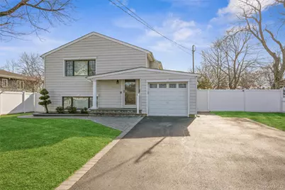 2 Udalia Road, West Islip, NY 11795 - Photo 2