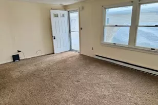 42 Village Cir S, Manorville, NY 11949 - Photo 4