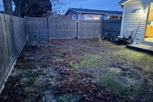 42 Village Cir S, Manorville, NY 11949 - Photo 14