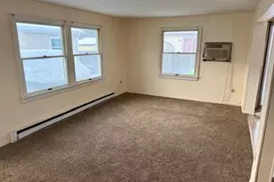 42 Village Cir S, Manorville, NY 11949 - Photo 10