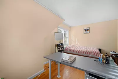 524 Livingston Street, Westbury, NY 11590 - Photo 22