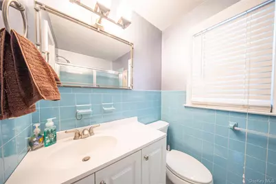 41 Foxhill Road, Valhalla, NY 10595 - Photo 28