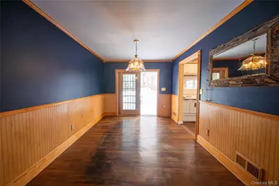 41 Foxhill Road, Valhalla, NY 10595 - Photo 10