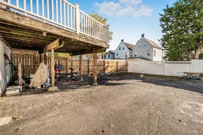 32 Glover Avenue, Yonkers, NY 10704 - Photo 22