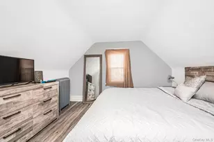 32 Glover Ave, Yonkers, NY 10704 - Photo 16