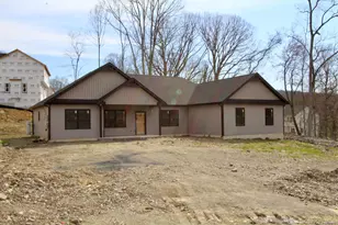 6 Black Gum Ct, Newburgh, NY 12550 - Photo 2