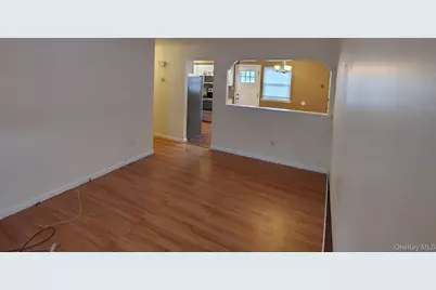 122 W 1st Street, Deer Park, NY 11729 - Photo 6