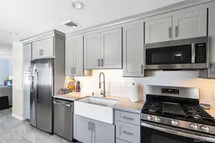 53 Calvert Ave, Commack, NY 11725 - Photo 14