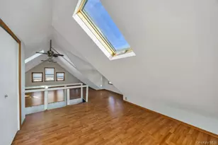 218 Woodlawn Rd, West Hempstead, NY 11552 - Photo 20