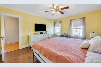 218 Woodlawn Road, West Hempstead, NY 11552 - Photo 16