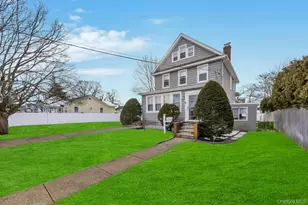 218 Woodlawn Rd, West Hempstead, NY 11552 - Photo 2