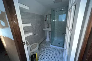 370 Boulder St, Ronkonkoma, NY 11779 - Photo 2