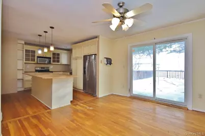 887 Stockton Road, Valley Cottage, NY 10989 - Photo 6