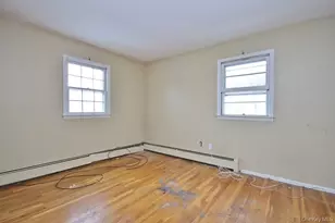 887 Stockton Rd, Valley Cottage, NY 10989 - Photo 16