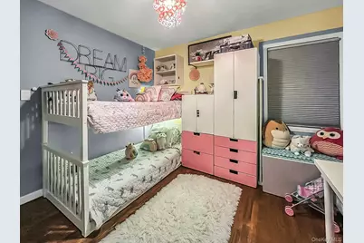 116 Woods Avenue, Malverne, NY 11565 - Photo 16