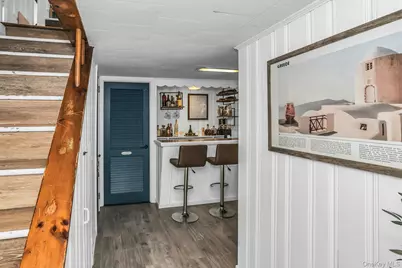 116 Woods Avenue, Malverne, NY 11565 - Photo 18