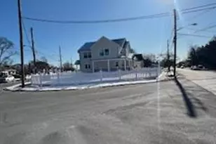 403 S Bayview Ave, Freeport, NY 11520 - Photo 2