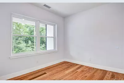 5 Tamarack Drive, Newburgh, NY 12550 - Photo 8