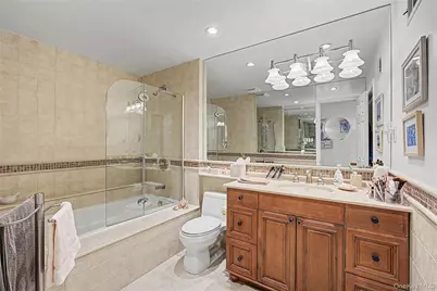 84 Aspen Drive W, Woodbury, NY 11797 - Photo 26