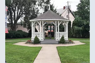 14 Pavilion Road #8, Suffern, NY 10901 - Photo 6
