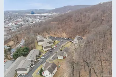 14 Pavilion Road #8, Suffern, NY 10901 - Photo 2