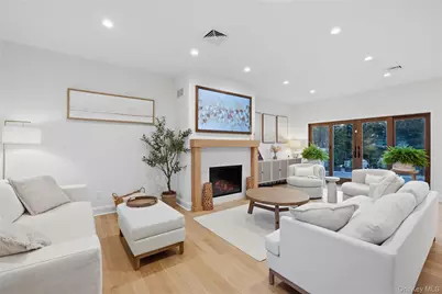 1732 Princeton Drive W, Wantagh, NY 11793 - Photo 22