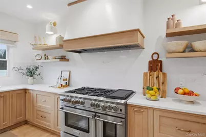 1732 Princeton Drive W, Wantagh, NY 11793 - Photo 8