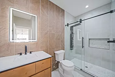 1025 Mirabelle Avenue, Westbury, NY 11590 - Photo 30