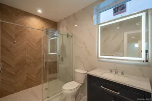 1025 Mirabelle Ave, Westbury, NY 11590 - Photo 24