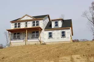 32 Tamarack Dr, Newburgh, NY 12550 - Photo 2