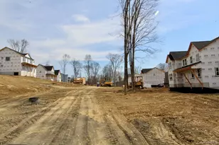 32 Tamarack Dr, Newburgh, NY 12550 - Photo 6