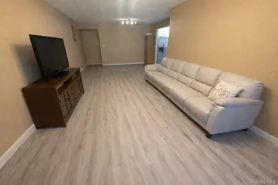 61-12 69th Street #2M, Middle Village, NY 11379 - Photo 6