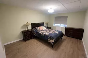 61-12 69th St, Middle Village, NY 11379 - Photo 18