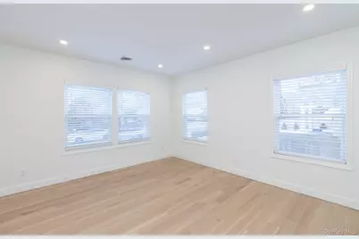 28 Locust, Bayport, NY 11705 - Photo 10