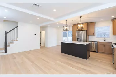 28 Locust, Bayport, NY 11705 - Photo 8