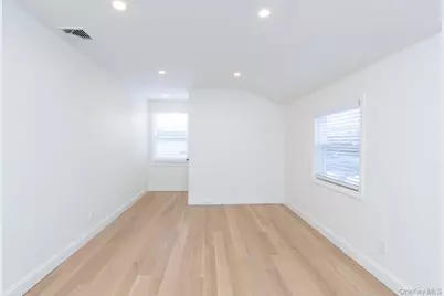 28 Locust, Bayport, NY 11705 - Photo 18