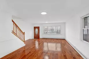 164-18 109th Dr, Jamaica, NY 11433 - Photo 4