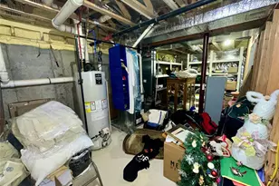 121 Wildwood Cir, Holtsville, NY 11742 - Photo 22