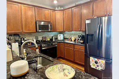 121 Wildwood Circle, Holtsville, NY 11742 - Photo 2