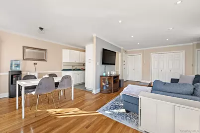 5730 Mosholu Avenue #4F, Bronx, NY 10471 - Photo 12