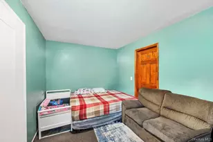 46 Peters Ave, Hempstead, NY 11550 - Photo 6