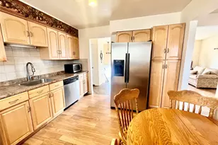 366 Carvel Ave, Cedarhurst, NY 11516 - Photo 6