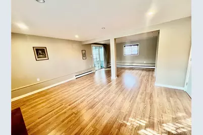 366 Carvel Avenue, Cedarhurst, NY 11516 - Photo 12