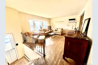 366 Carvel Avenue, Cedarhurst, NY 11516 - Photo 2