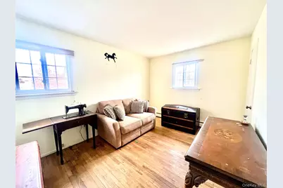 366 Carvel Avenue, Cedarhurst, NY 11516 - Photo 8