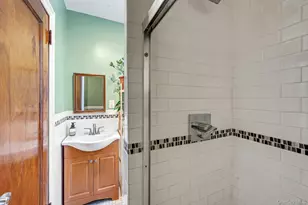 5625 Post Rd, Bronx, NY 10471 - Photo 4