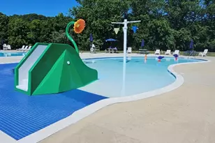 199 Pointe Cir N, Coram, NY 11727 - Photo 30