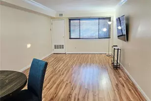 199 Pointe Cir N, Coram, NY 11727 - Photo 10