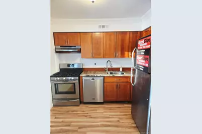 199 Pointe Circle North #199, Coram, NY 11727 - Photo 4