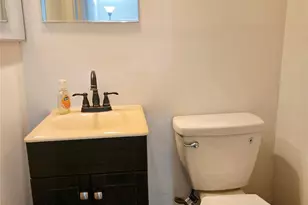 199 Pointe Cir N, Coram, NY 11727 - Photo 20